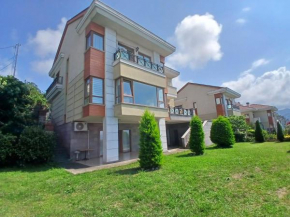 Villa Nur